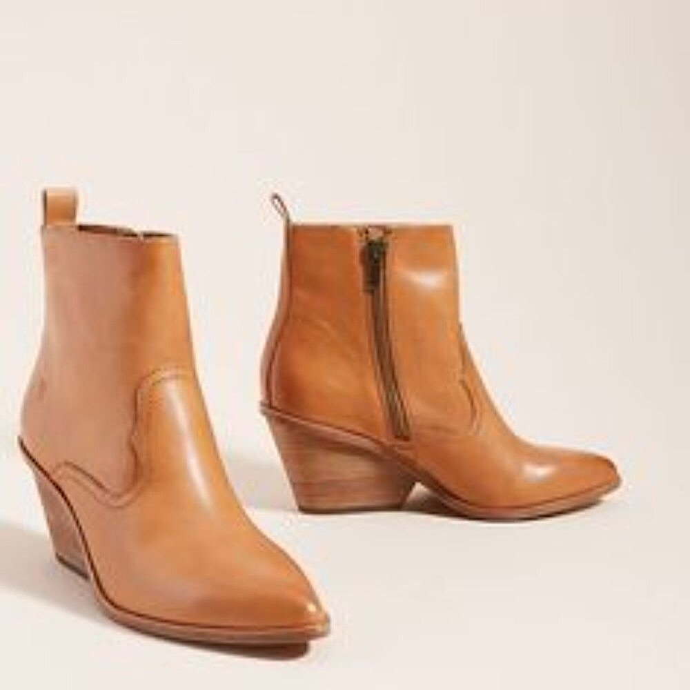Frye Amado Wedge Cognac Leather Pointy Toe Cowboy Pull On Wood Heeled Ankle Boot - Picture 4 of 16